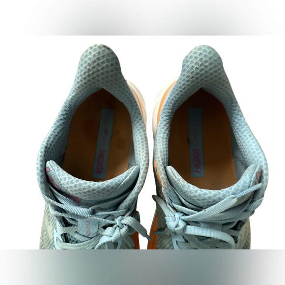 Hoka Clifton 9, size 8.5 D-wide, Airy blue - Picture 4 of 12